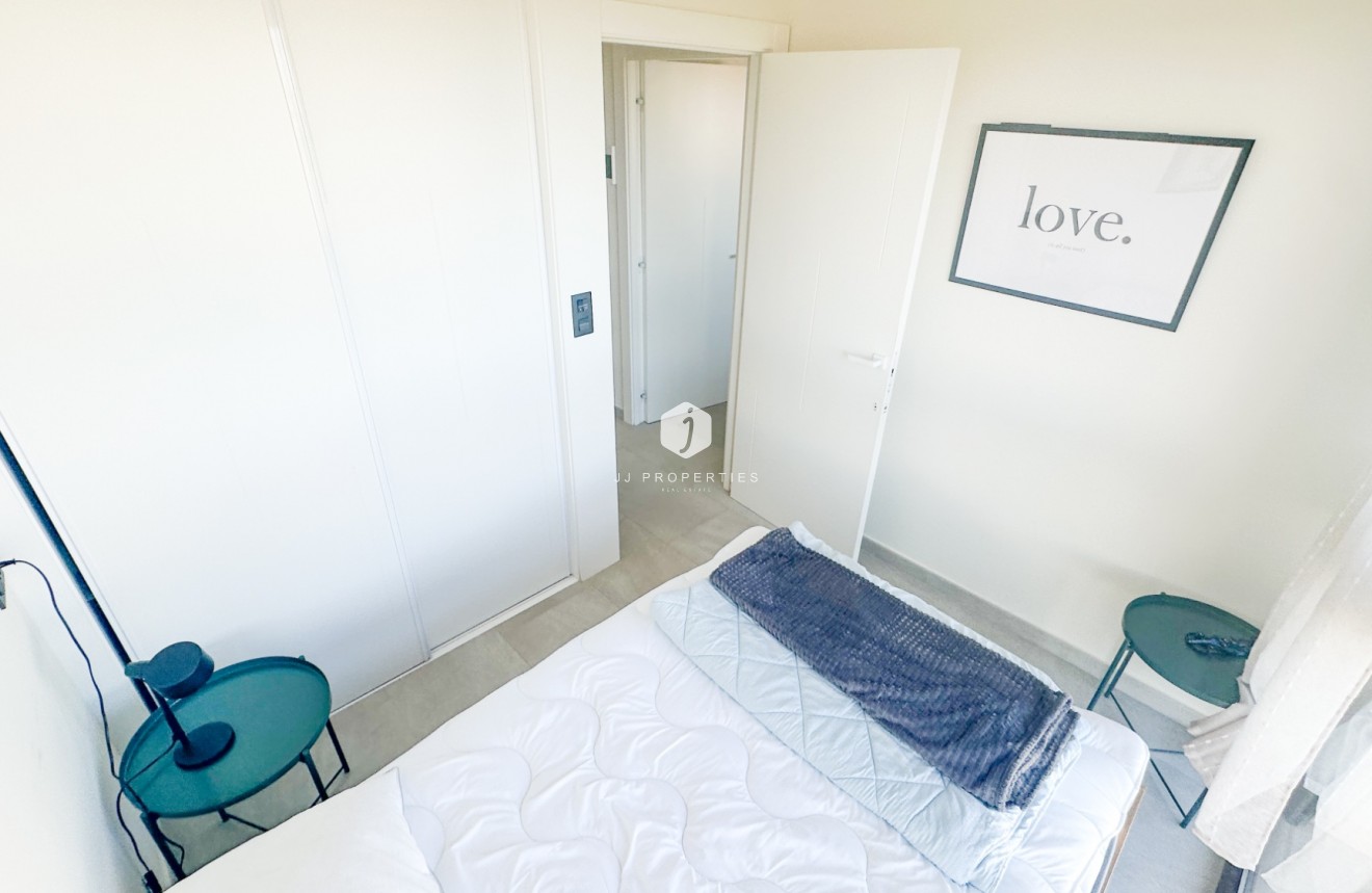 Z drugiej ręki - Bungalow -
Torrevieja - Costa Blanca