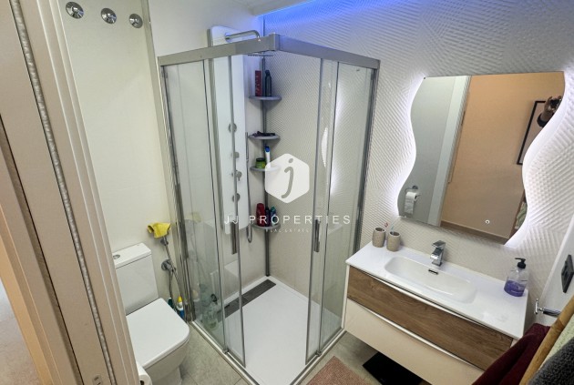Z drugiej ręki - Bungalow -
Torrevieja - Costa Blanca