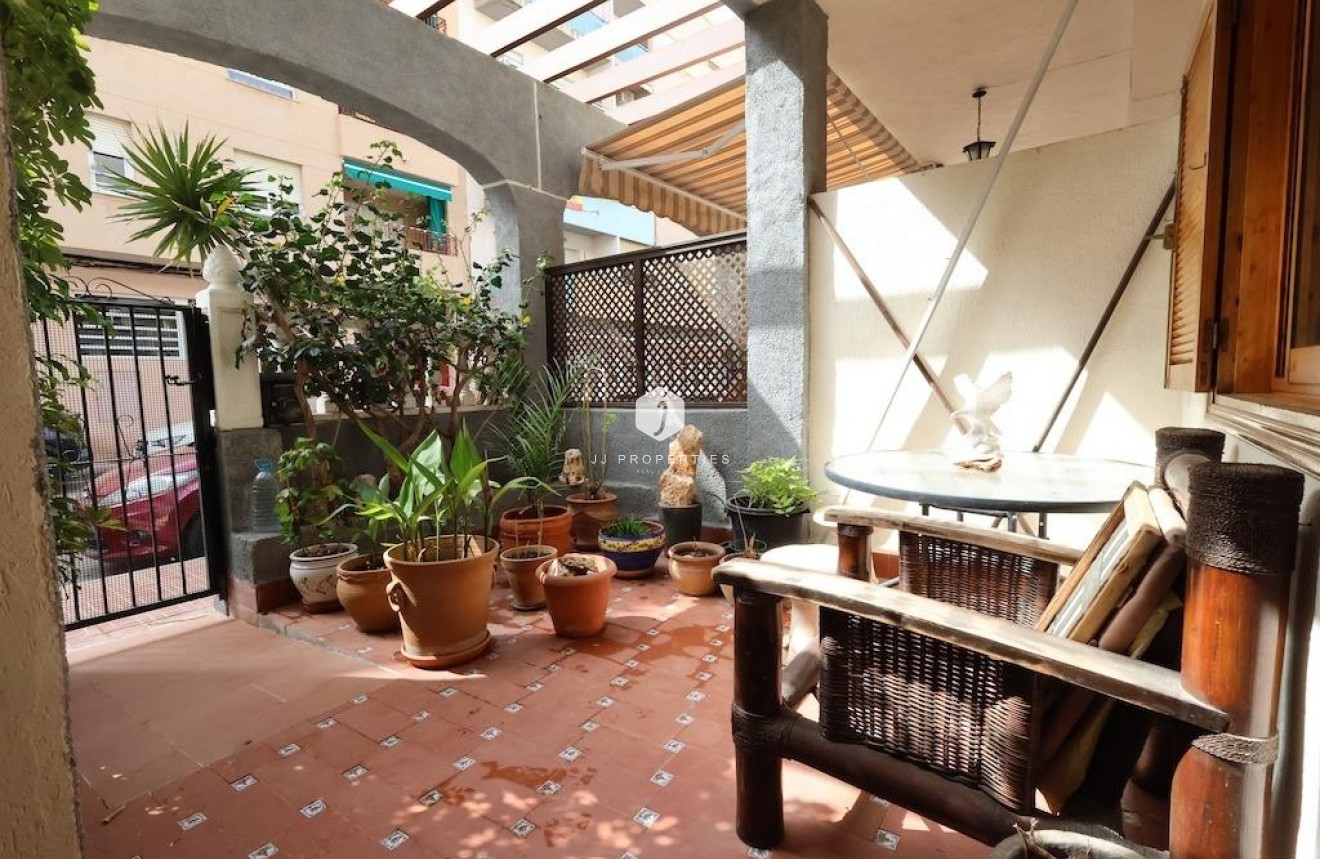 D'occasion - Bungalow -
Torrevieja - Costa Blanca