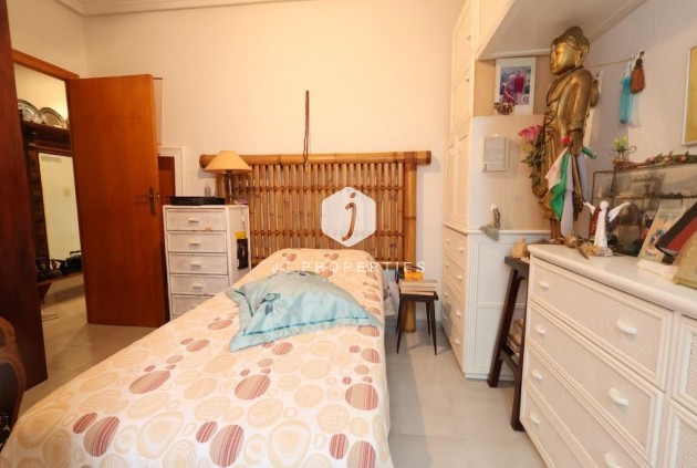 D'occasion - Bungalow -
Torrevieja - Costa Blanca