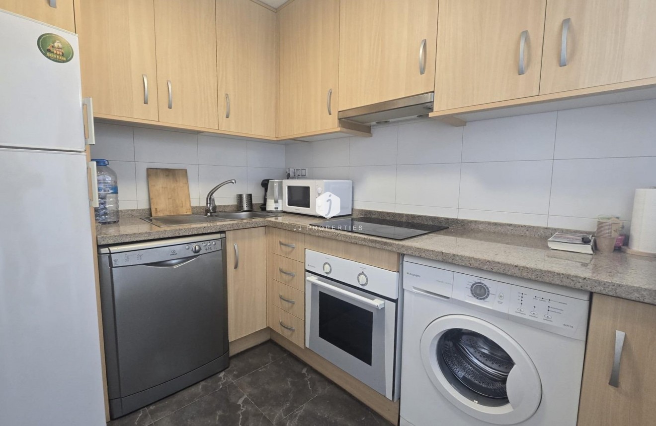 D'occasion - Appartement -
Torrevieja - Centro