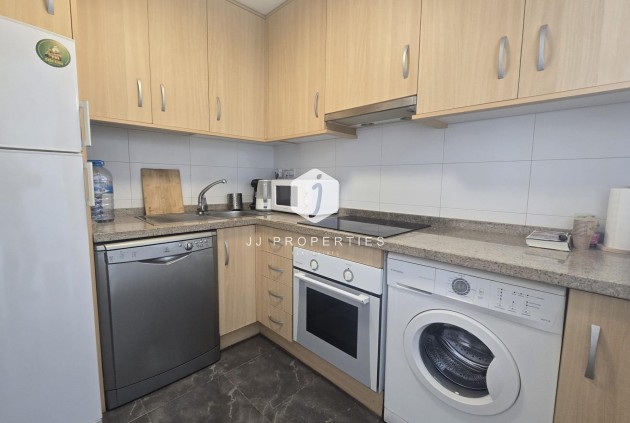 D'occasion - Appartement -
Torrevieja - Centro