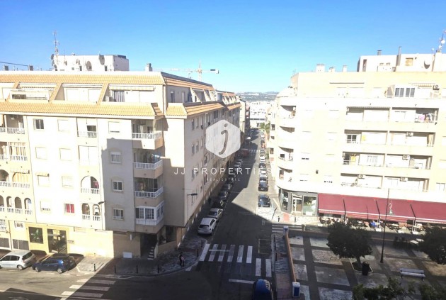 D'occasion - Appartement -
Torrevieja - Centro