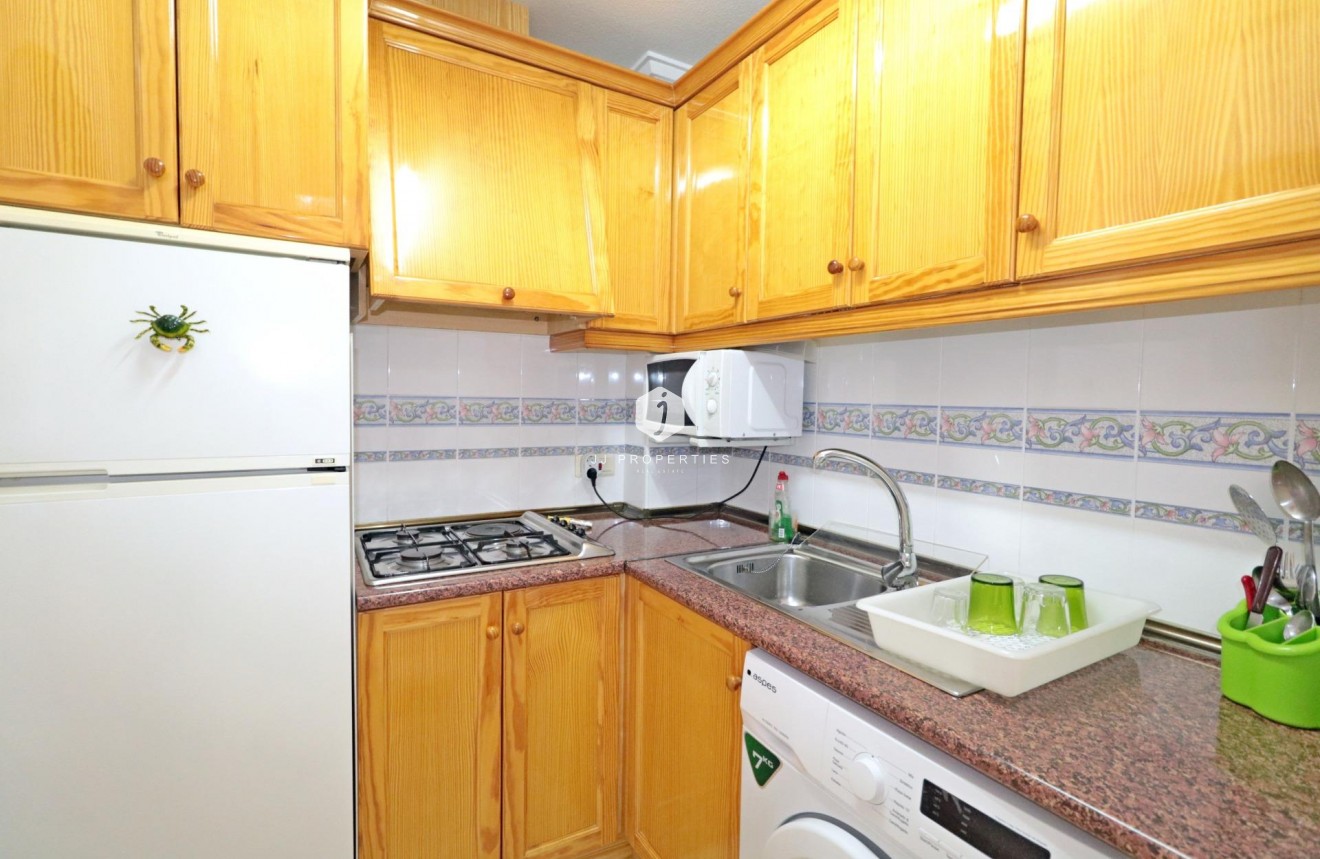D'occasion - Appartement -
Torrevieja - Acequion