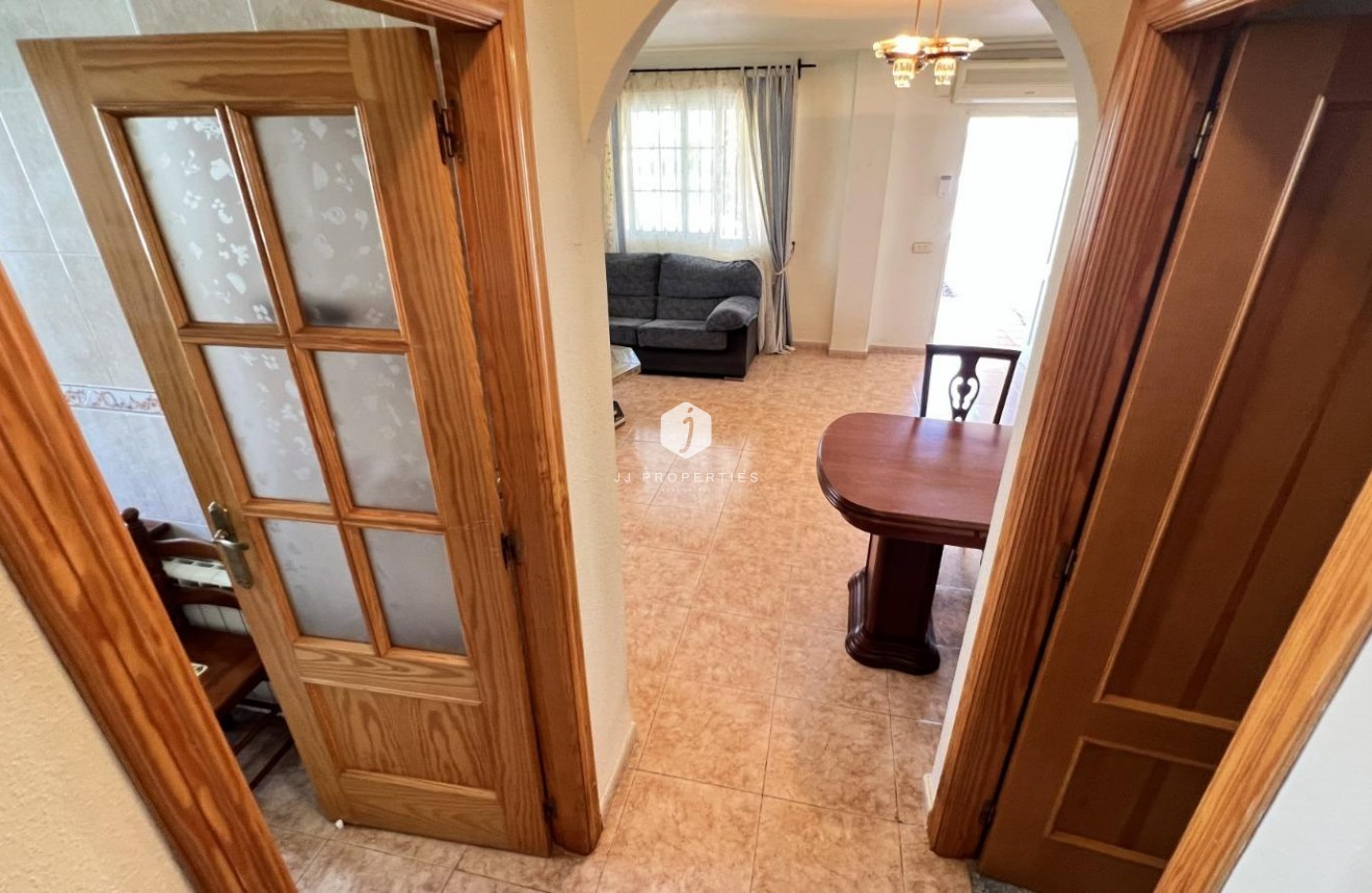 D'occasion - Villa -
Torrevieja - aguas nuevas