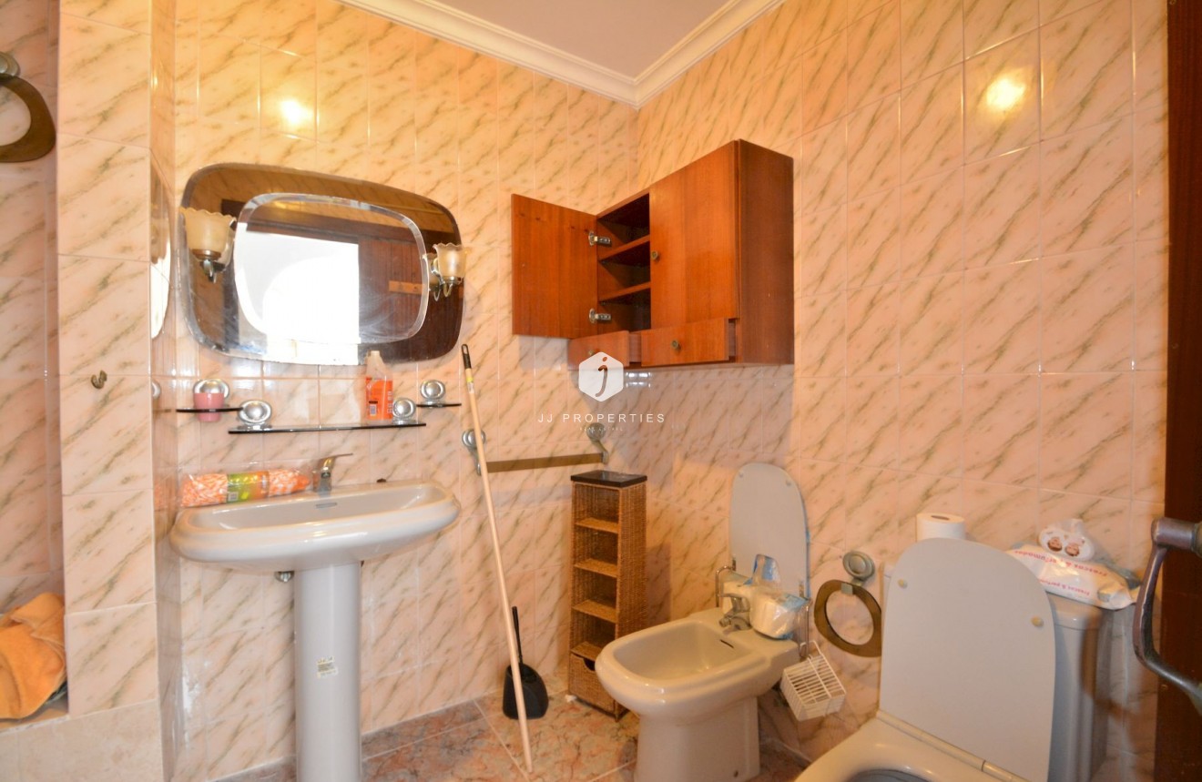 Aus zweiter Hand - Chalet -
Torrevieja - Costa Blanca