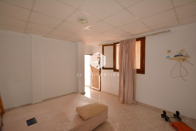 Aus zweiter Hand - Chalet -
Torrevieja - Costa Blanca