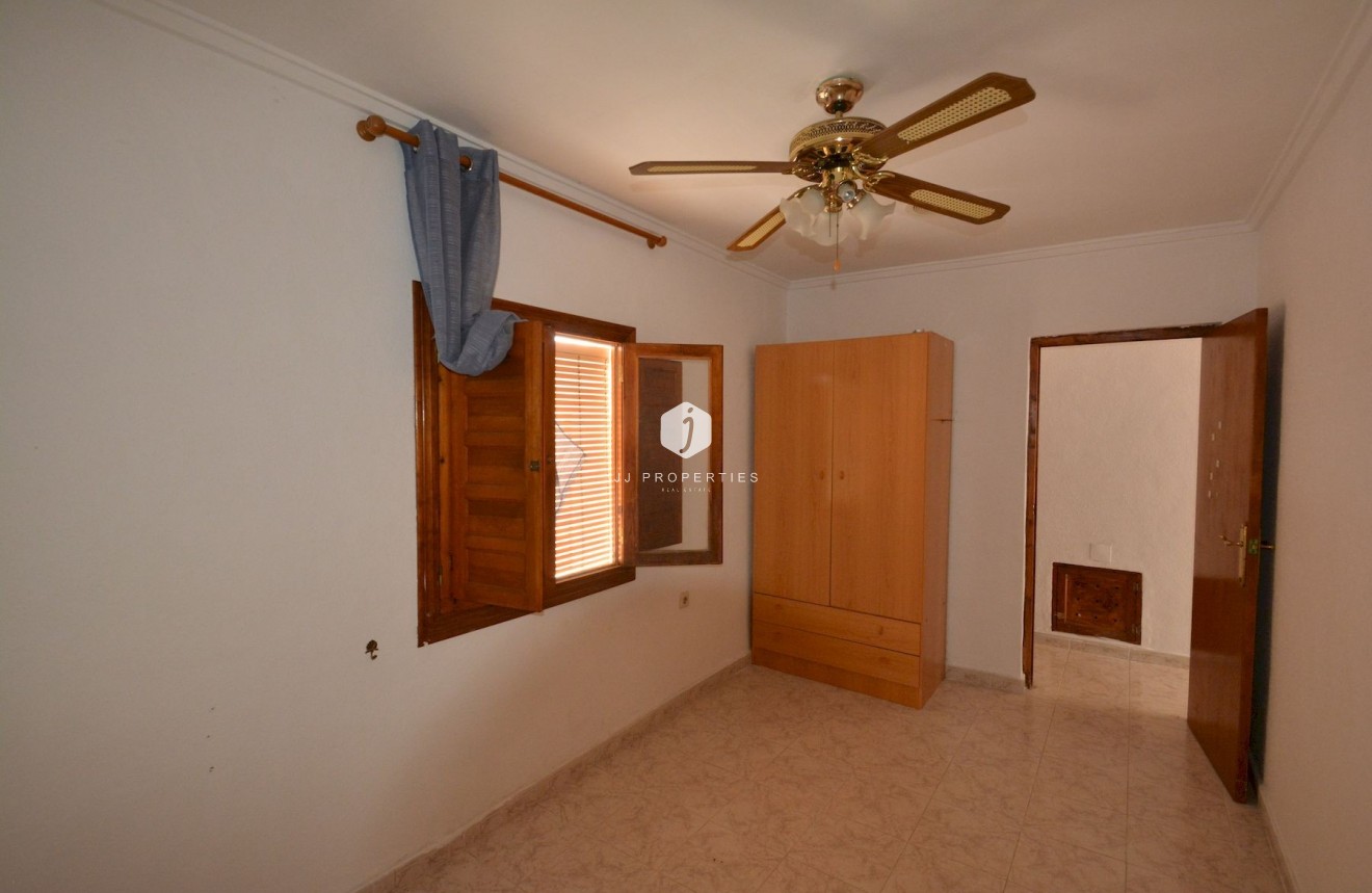 Aus zweiter Hand - Chalet -
Torrevieja - Costa Blanca