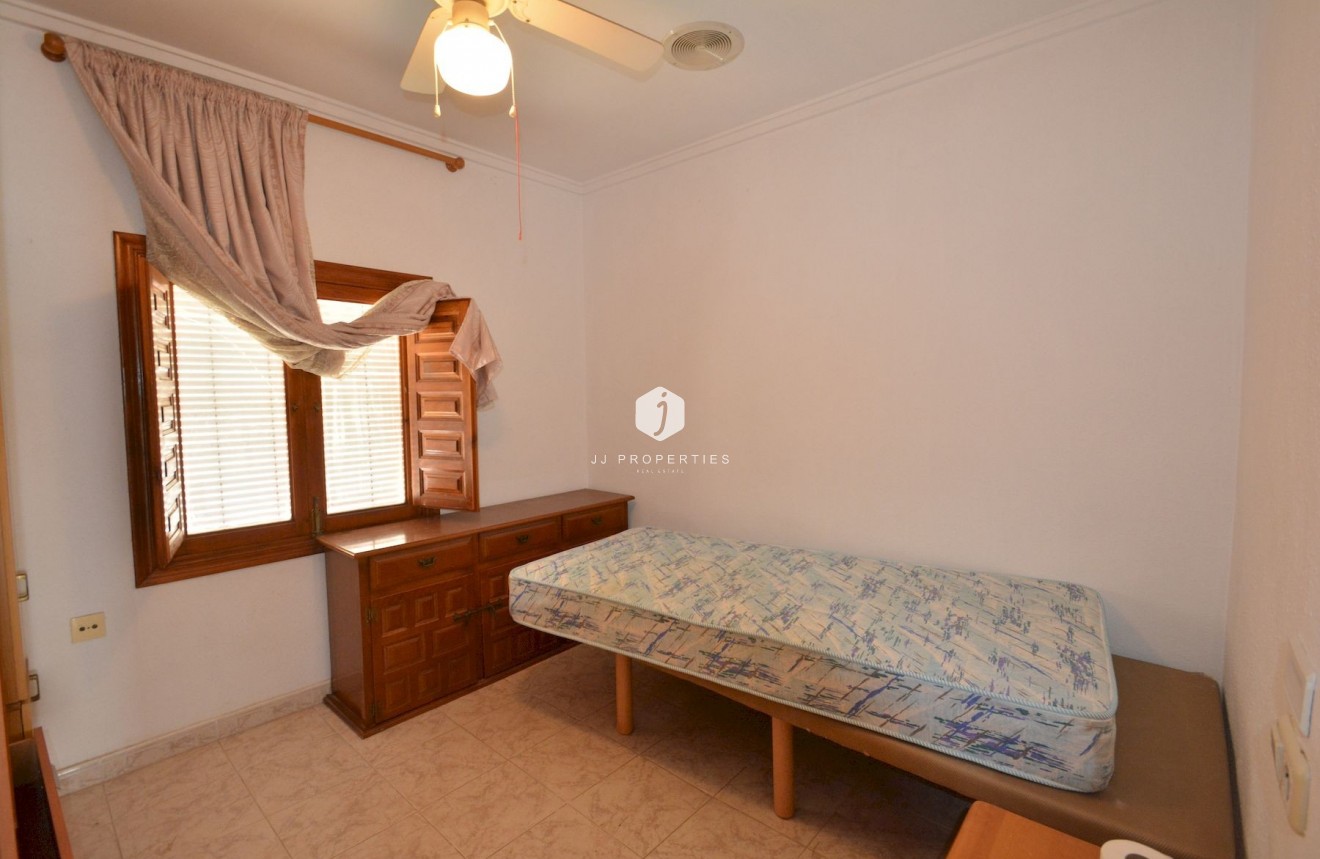 Aus zweiter Hand - Chalet -
Torrevieja - Costa Blanca