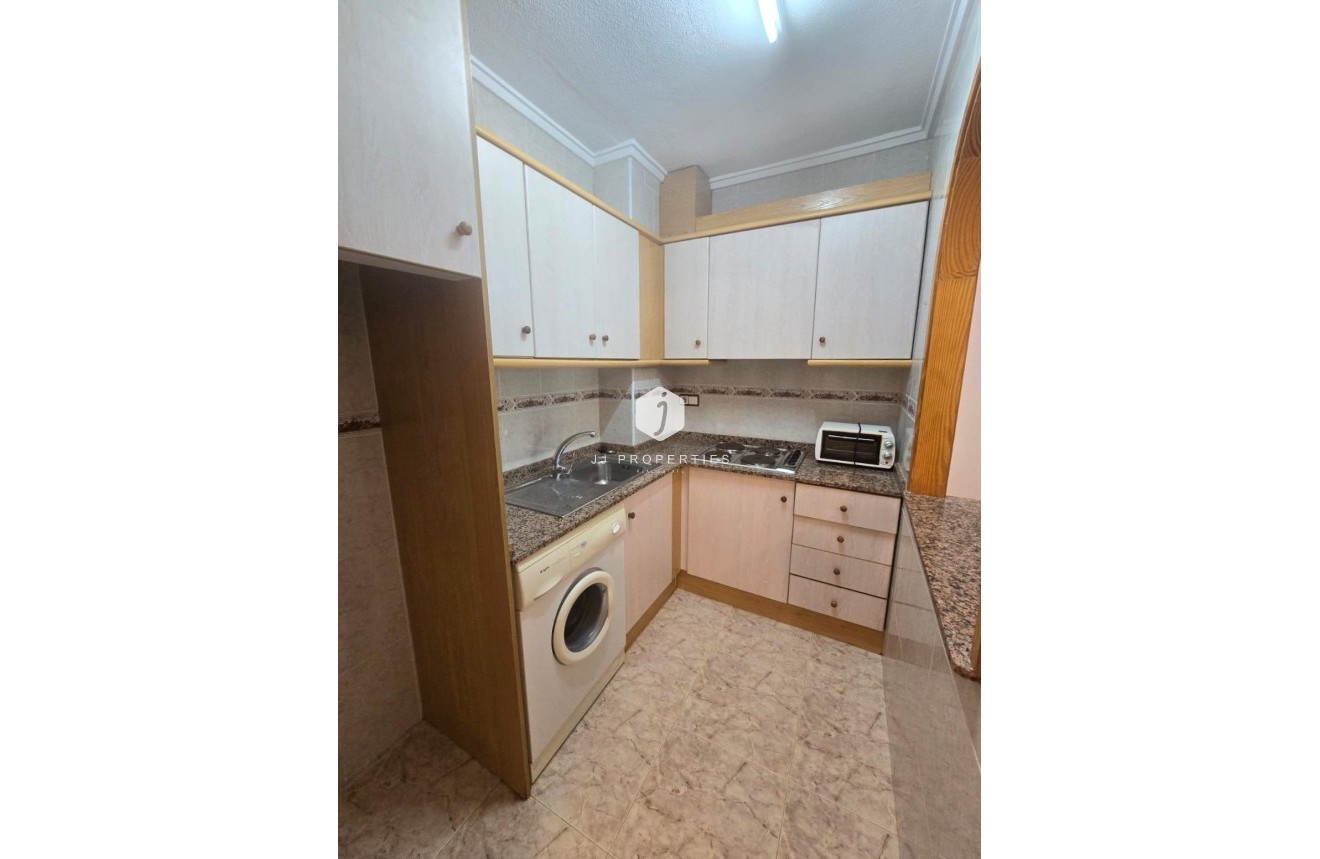 Resale - Apartment / flat -
Torrevieja - Habaneras