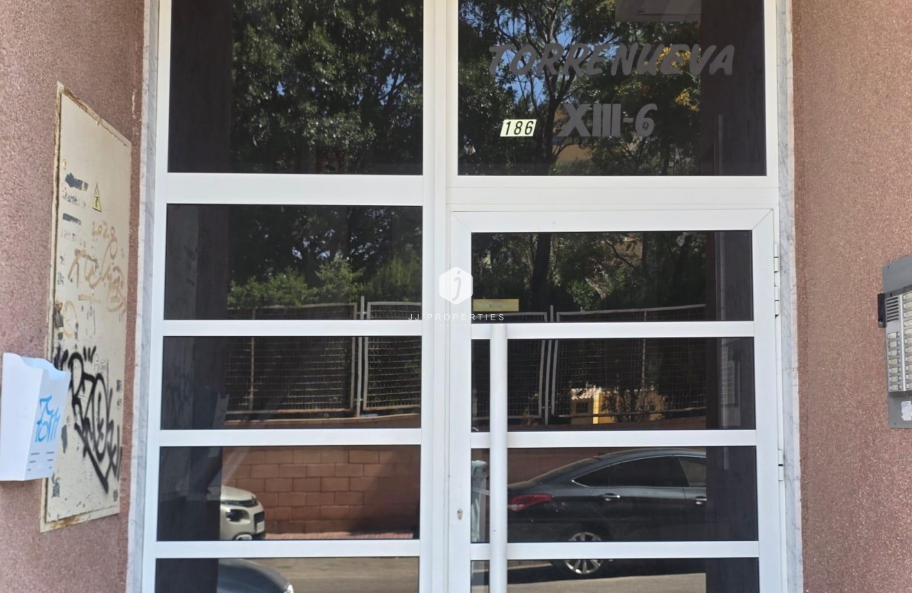 Resale - Apartment / flat -
Torrevieja - Habaneras
