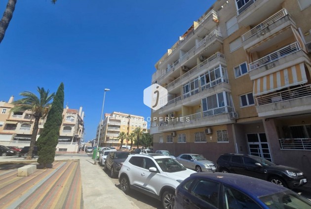 Resale - Apartment / flat -
Torrevieja - Habaneras