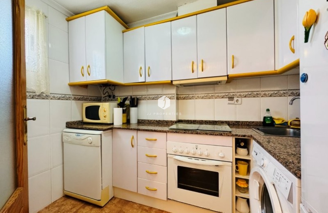 Tweedehands - Appartement / flat -
Torrevieja - Costa Blanca