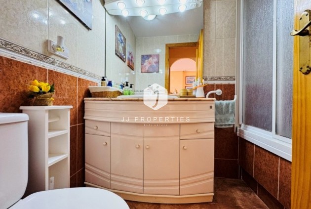 Tweedehands - Appartement / flat -
Torrevieja - Costa Blanca
