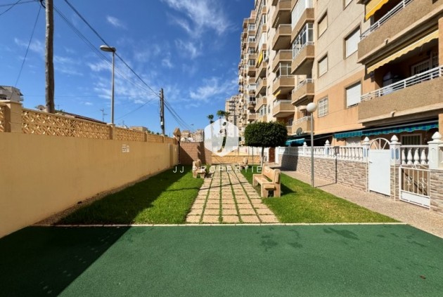 Tweedehands - Appartement / flat -
Torrevieja - Costa Blanca