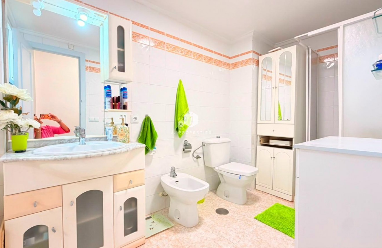 Segunda mano - Apartamento / piso -
Torrevieja - Playa del Cura
