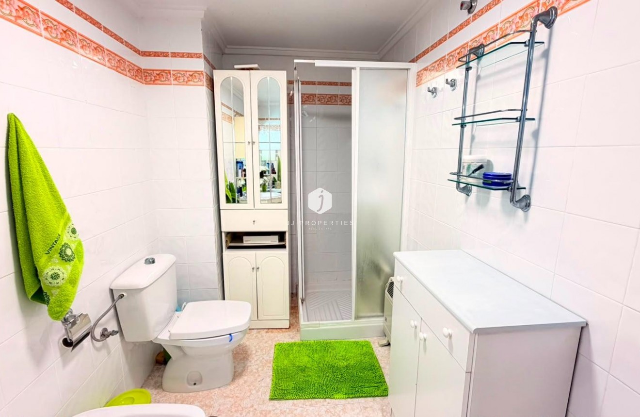 Segunda mano - Apartamento / piso -
Torrevieja - Playa del Cura