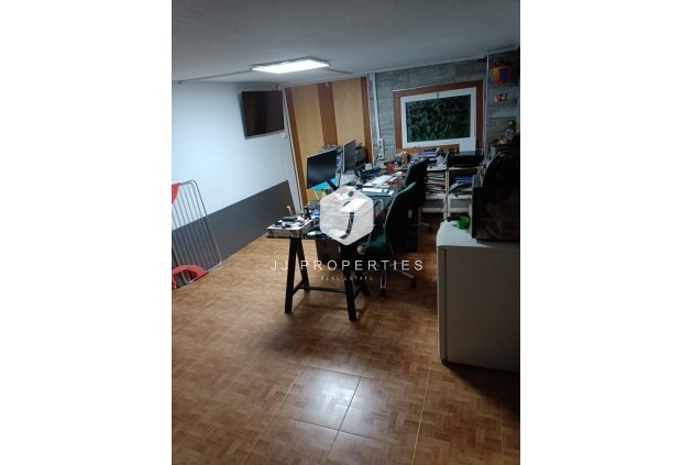 Aus zweiter Hand - Duplex -
Torrevieja - Acequion