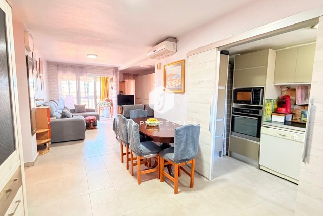 Resale - Apartment / flat -
Torrevieja - Playa de los Naufragos