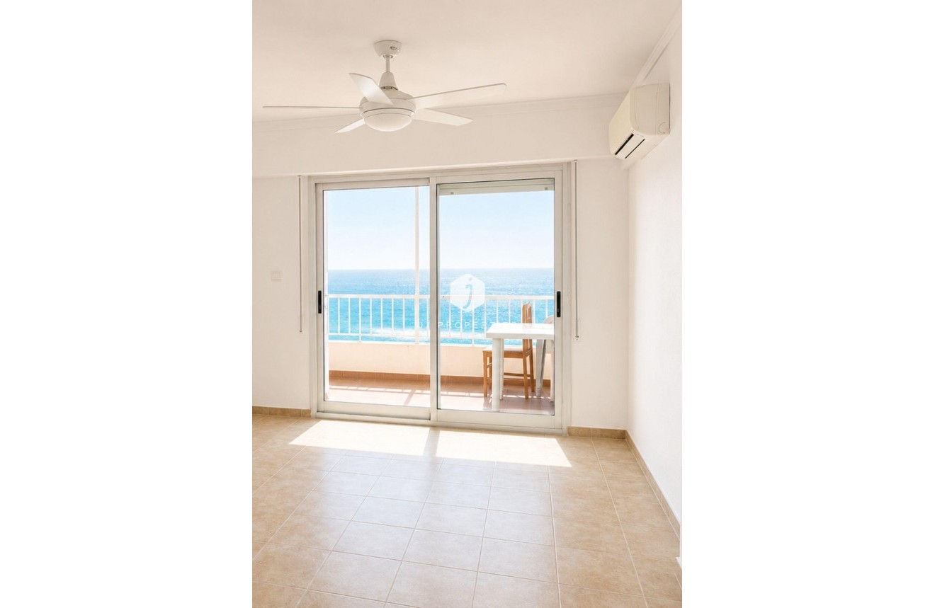 Aus zweiter Hand - Wohnung -
Torrevieja - Playa del Cura