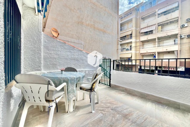 Resale - Apartment / flat -
Torrevieja - Playa de los Locos