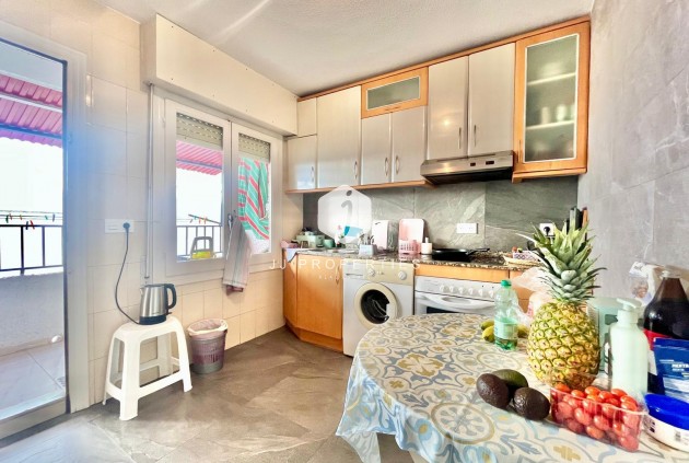 Resale - Apartment / flat -
Torrevieja - Playa de los Locos