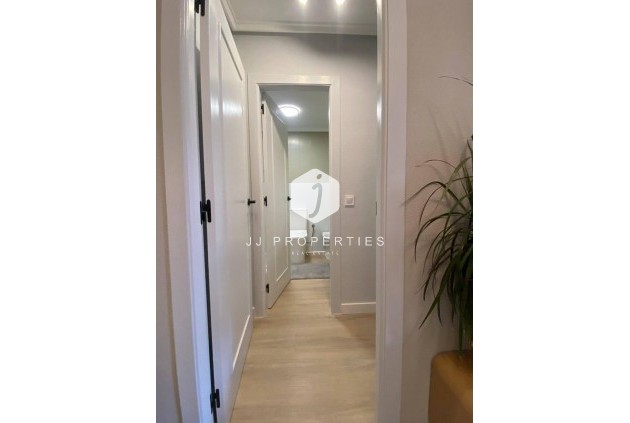 Resale - Apartment / flat -
Torrevieja - Playa del Cura
