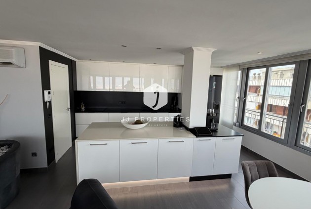 Aus zweiter Hand - Wohnung -
Torrevieja - Acequion