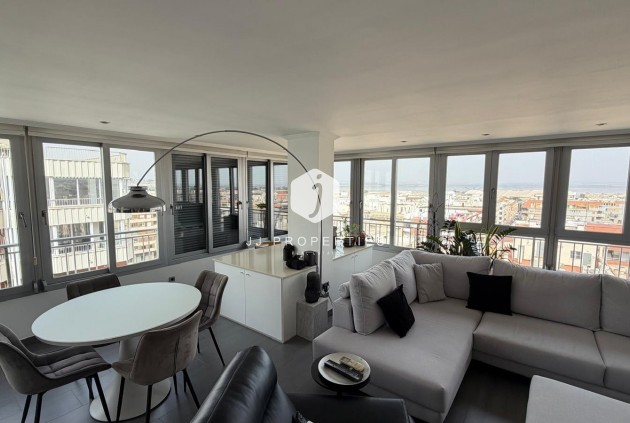 Aus zweiter Hand - Wohnung -
Torrevieja - Acequion