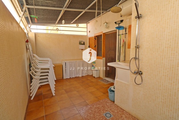 D'occasion - Chalet -
Torrevieja - Playa de los Naufragos