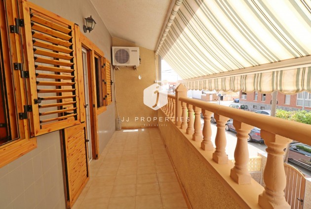 D'occasion - Chalet -
Torrevieja - Playa de los Naufragos