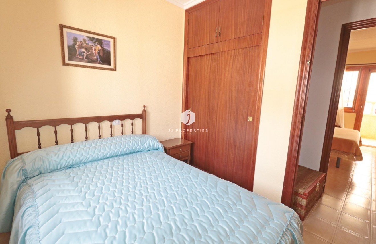 D'occasion - Chalet -
Torrevieja - Playa de los Naufragos