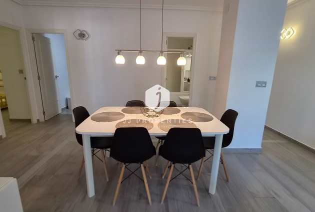 D'occasion - Appartement -
Torrevieja - Costa Blanca