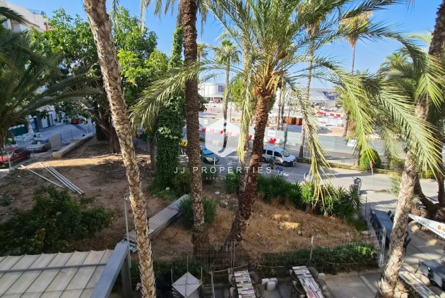 D'occasion - Appartement -
Torrevieja - Costa Blanca