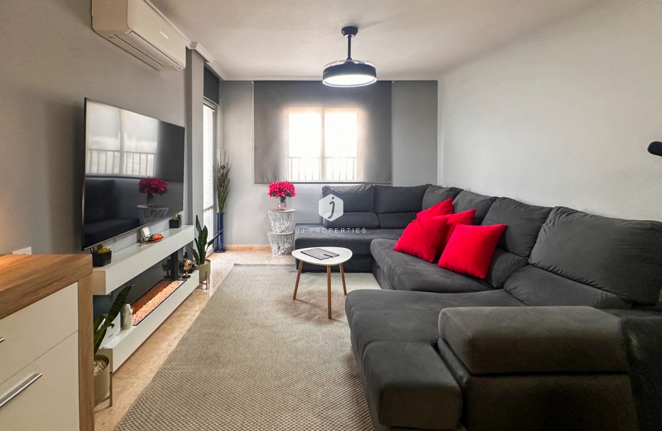 D'occasion - Appartement -
Torrevieja - Costa Blanca