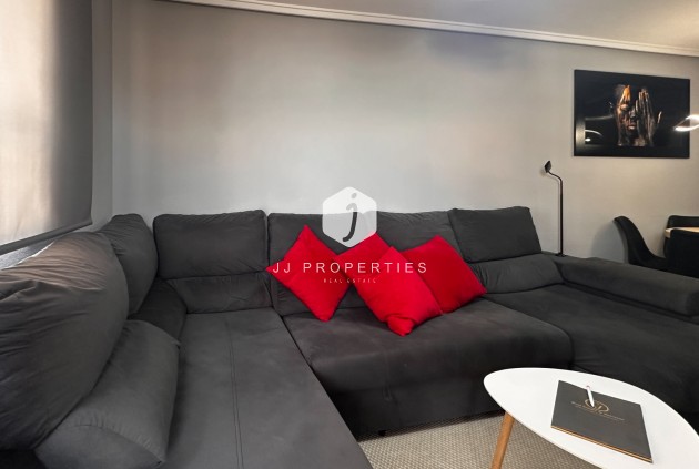 D'occasion - Appartement -
Torrevieja - Costa Blanca