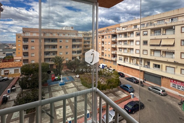 D'occasion - Appartement -
Torrevieja - Costa Blanca