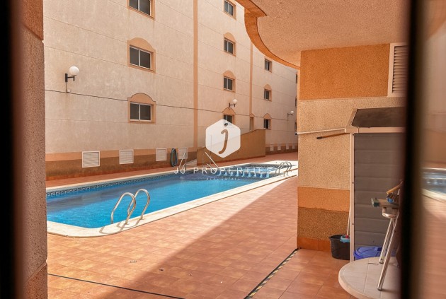 D'occasion - Appartement -
Torrevieja - Costa Blanca