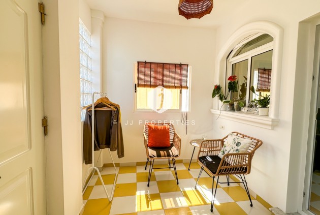 D'occasion - Villa -
Torrevieja - Costa Blanca