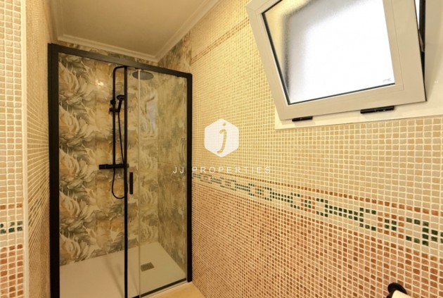 Resale - Apartment / flat -
Torrevieja - Costa Blanca