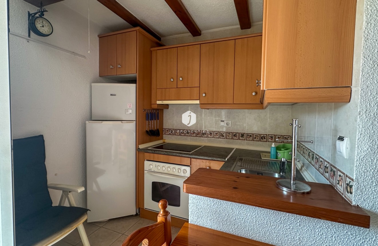 Resale - Chalet -
Torrevieja - Costa Blanca