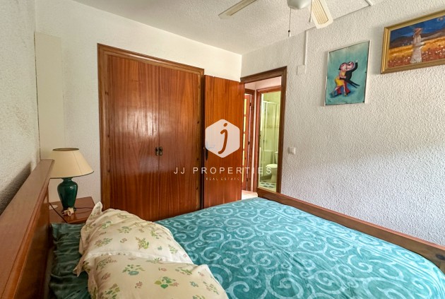 Resale - Chalet -
Torrevieja - Costa Blanca