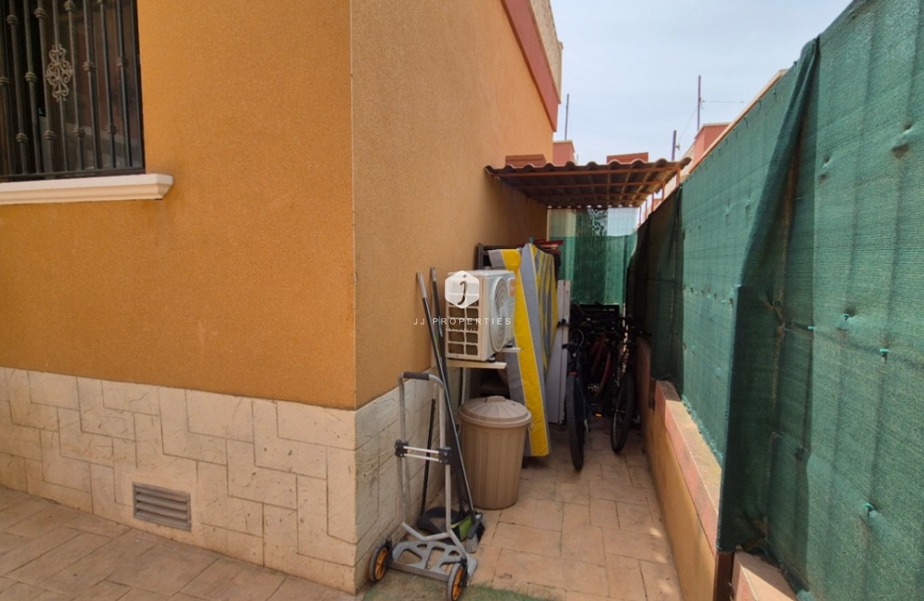 Tweedehands - Villa -
Torrevieja - Costa Blanca