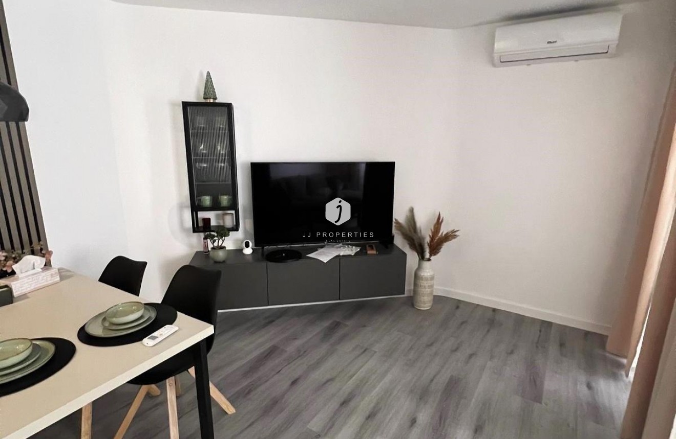 Tweedehands - Appartement / flat -
Torrevieja - Curva Del Palangre