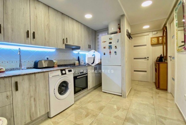 Tweedehands - Appartement / flat -
Torrevieja - Torre la mata