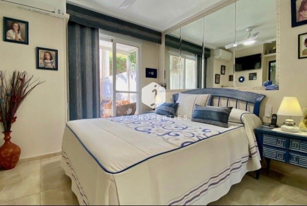 Tweedehands - Appartement / flat -
Torrevieja - Torre la mata
