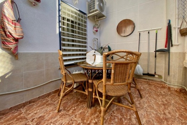 Tweedehands - Appartement / flat -
Torrevieja - Torre la mata