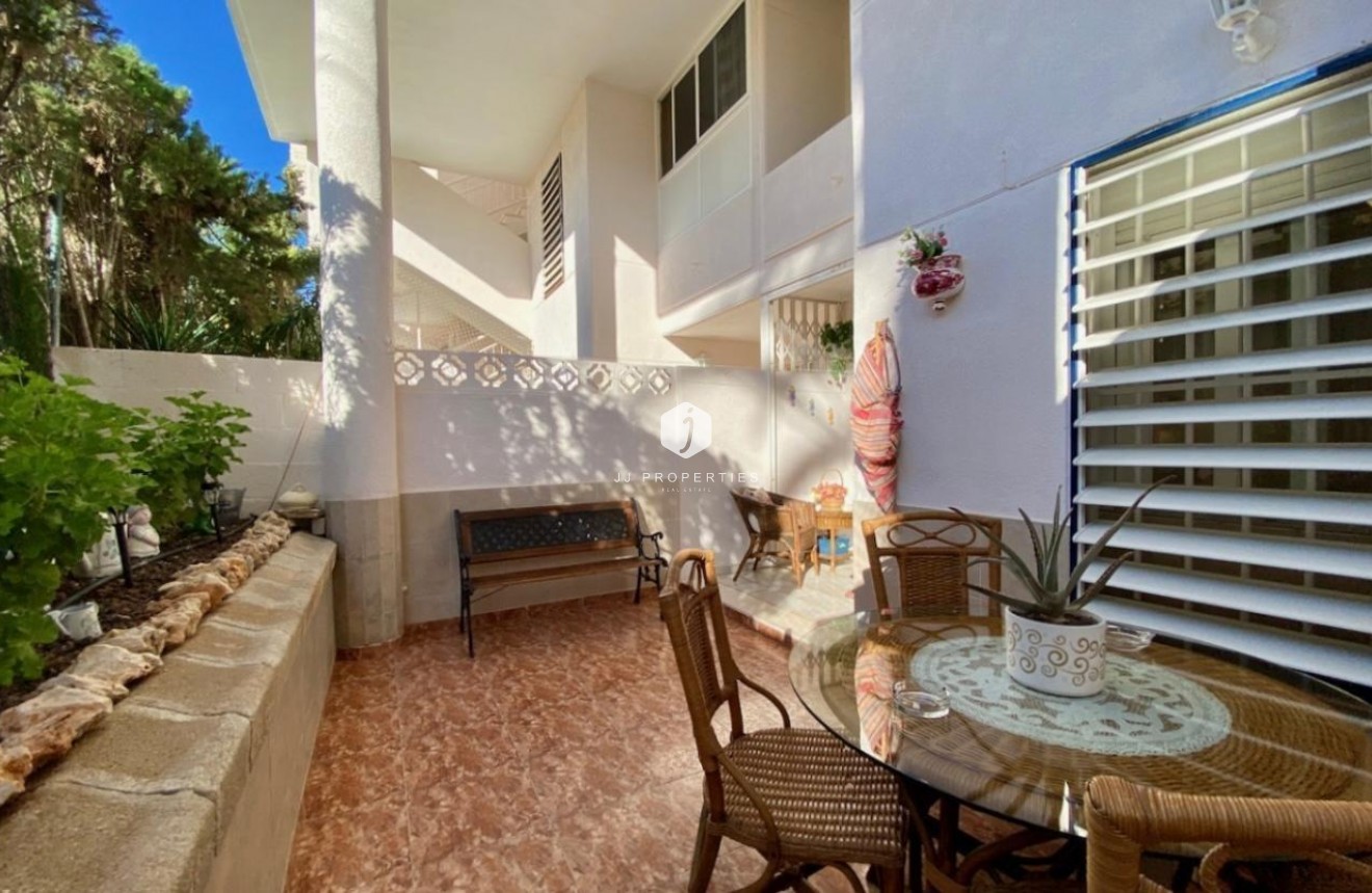 Tweedehands - Appartement / flat -
Torrevieja - Torre la mata