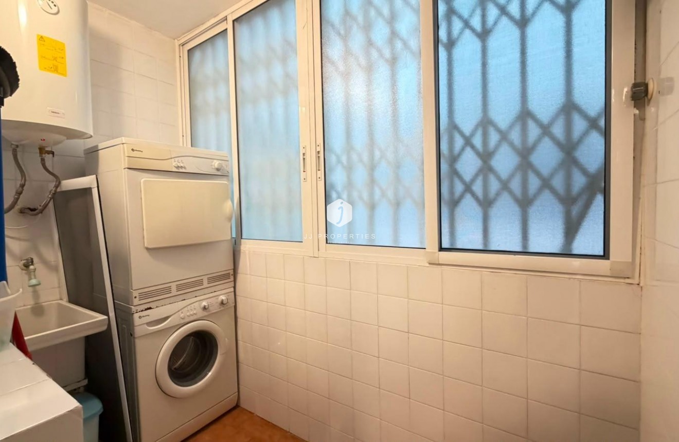 Aus zweiter Hand - Wohnung -
Torrevieja - Centro - Muelle Pesquero