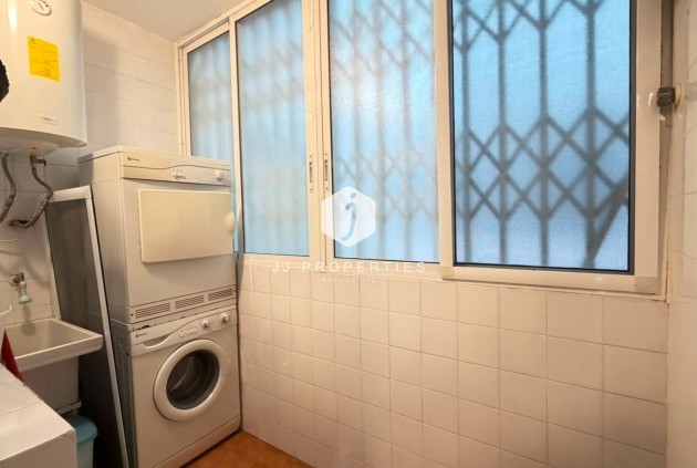 Aus zweiter Hand - Wohnung -
Torrevieja - Centro - Muelle Pesquero